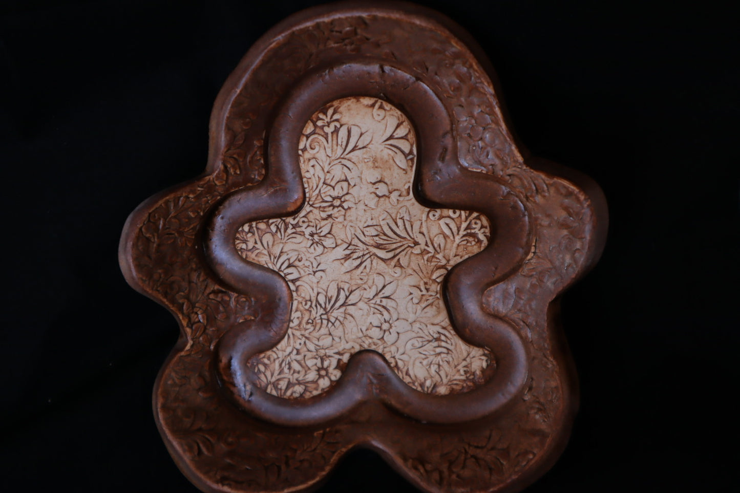 Gingerbread man spoon rests.